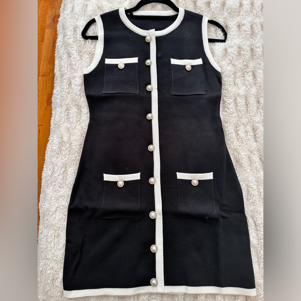 Beautiful black classy mini dress